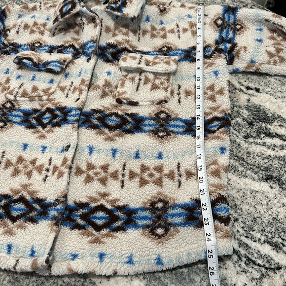 Streetwear Society, size medium, Sherpa, multiple colors, two front pockets - Picture 8 of 12